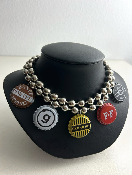 Stacked bottle cap chain